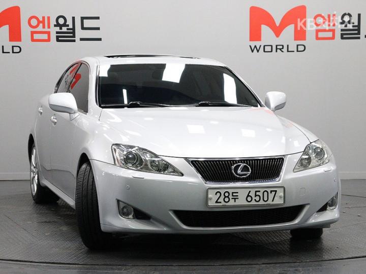 Lexus IS 250 Premium XE20 2005-2013 3