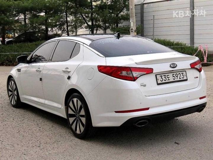 Kia K5 Gasoline 2.0 GDI Prestige 4