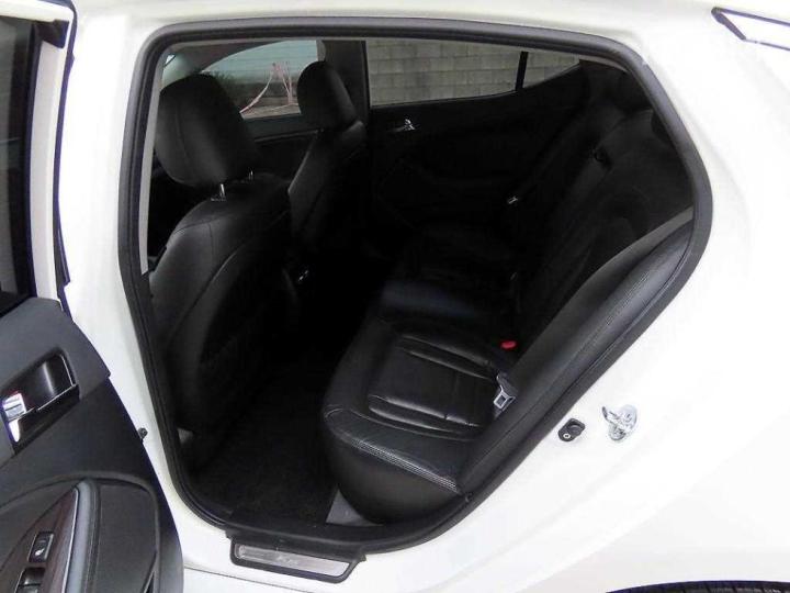 Kia K5 Gasoline 2.0 GDI Prestige 7