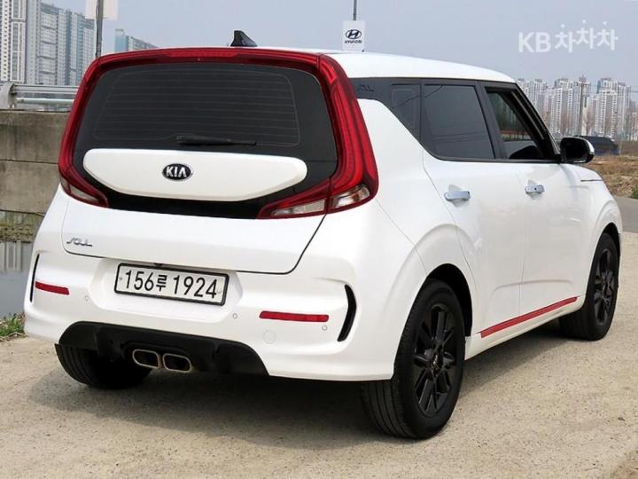 Kia Soul Booster 1.6 T-GDI Noblesse 4