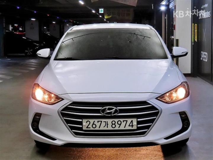 Hyundai Avante AD 1.6 GDi Smart 2