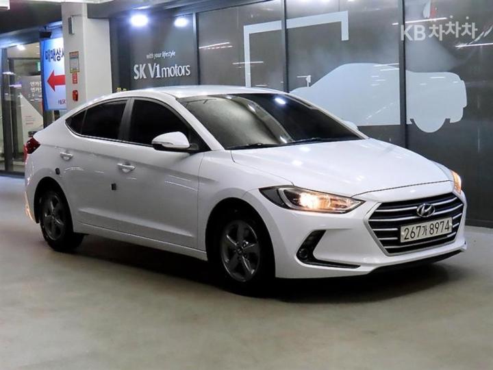 Hyundai Avante AD 1.6 GDi Smart 3