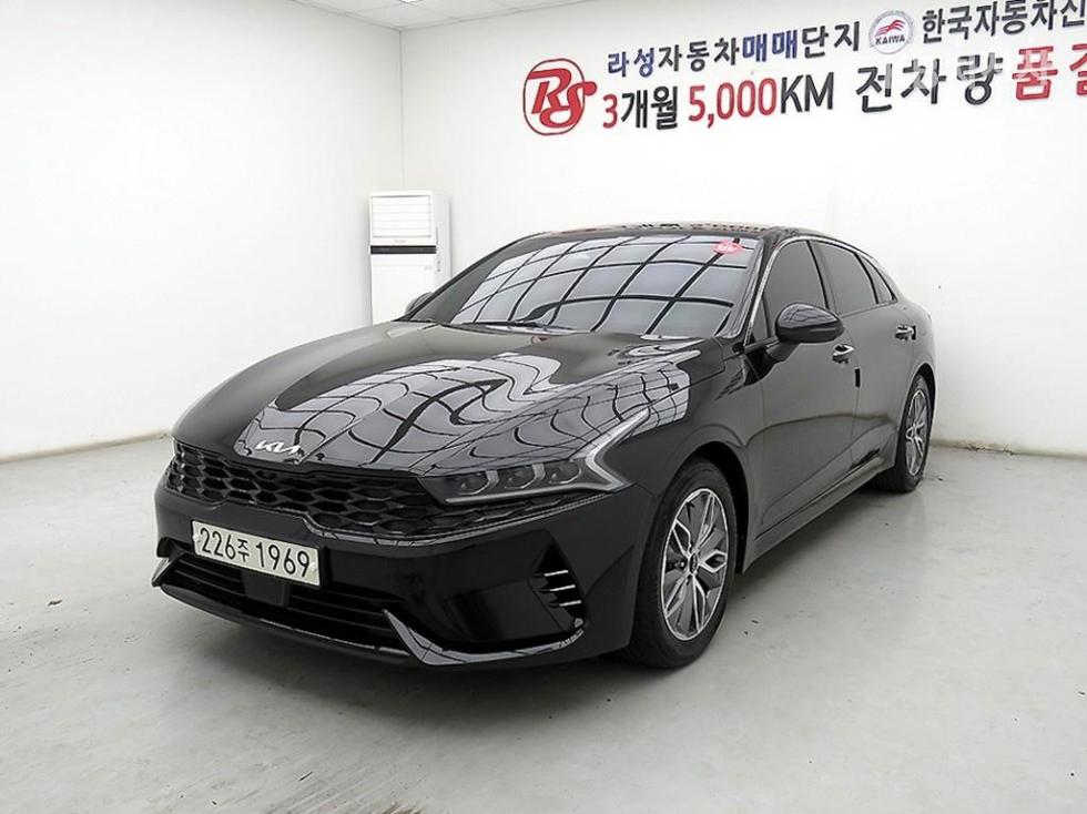 2022 - kia k5