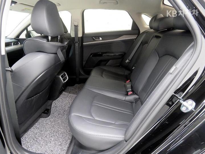 Kia K5 Hybrid 2.0 HEV Noblesse 7