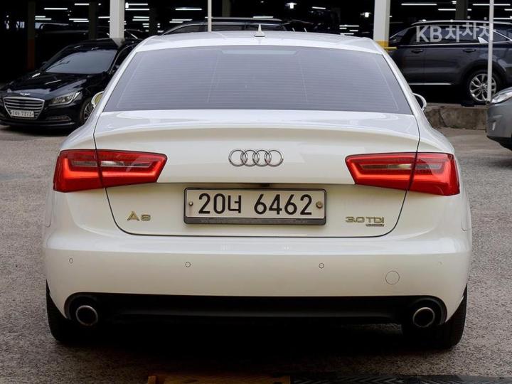 Audi A6 NEW 3.0 TDI Quattro C6 4