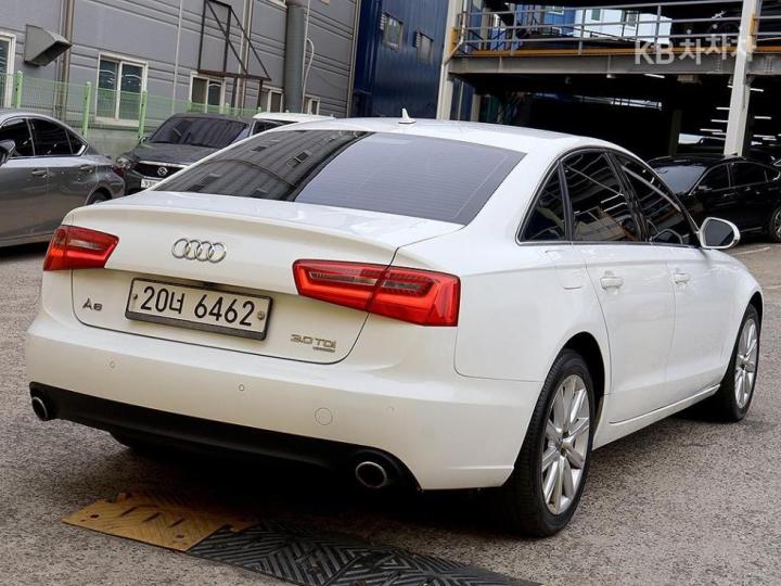 Audi A6 NEW 3.0 TDI Quattro C6 5