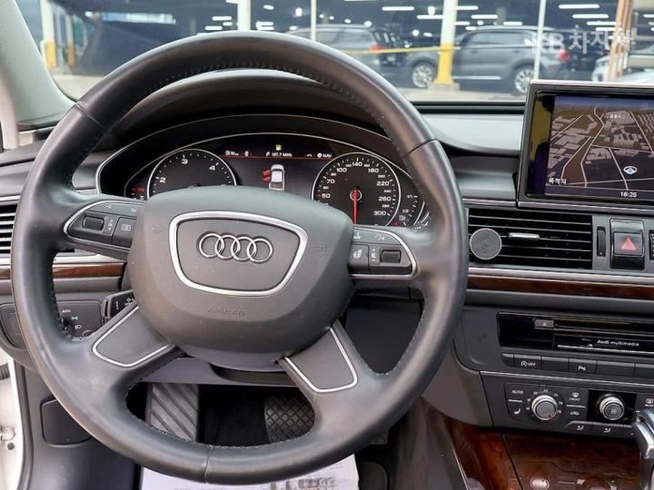 Audi A6 NEW 3.0 TDI Quattro C6 9