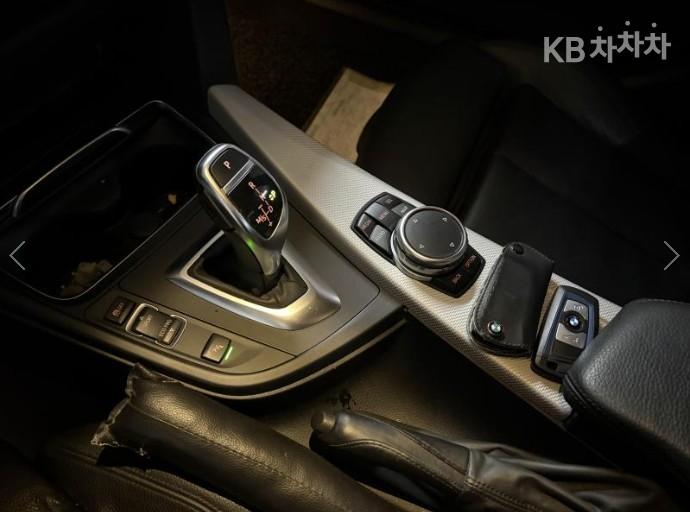 BMW 3 Series New 328i Sport 9