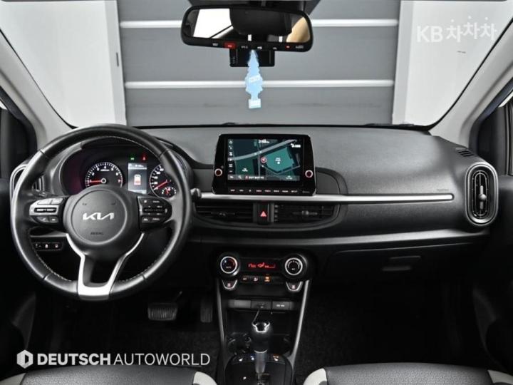 Kia Morning Urban JA 1.0 Gasoline Prestige 8