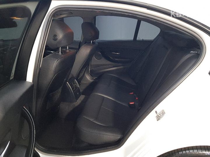 BMW 3 Series New 320d F30 10