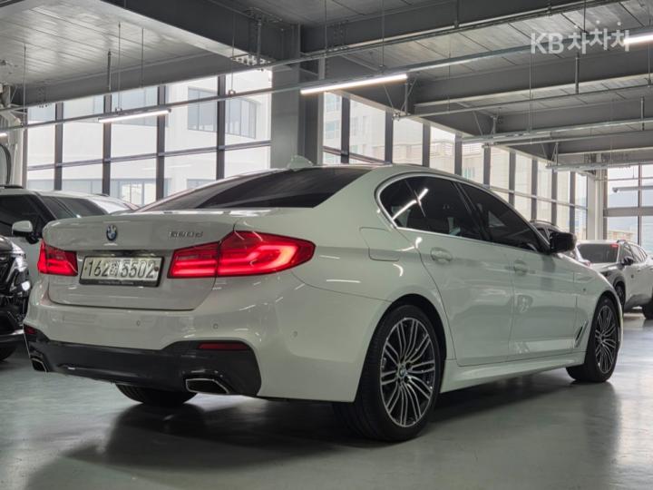 BMW 5 Series G30 520d M Sport Plus 7