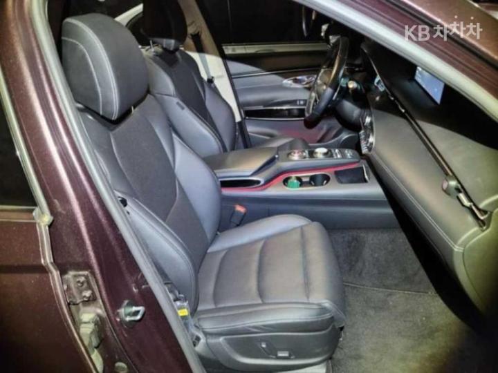 Genesis GV70 Gasoline 2.5T 2WD 9