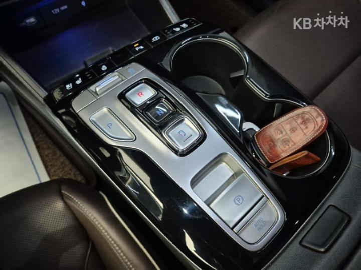 Hyundai Tucson The NX4 Gasoline 1.6T 2WD Inspiration 9