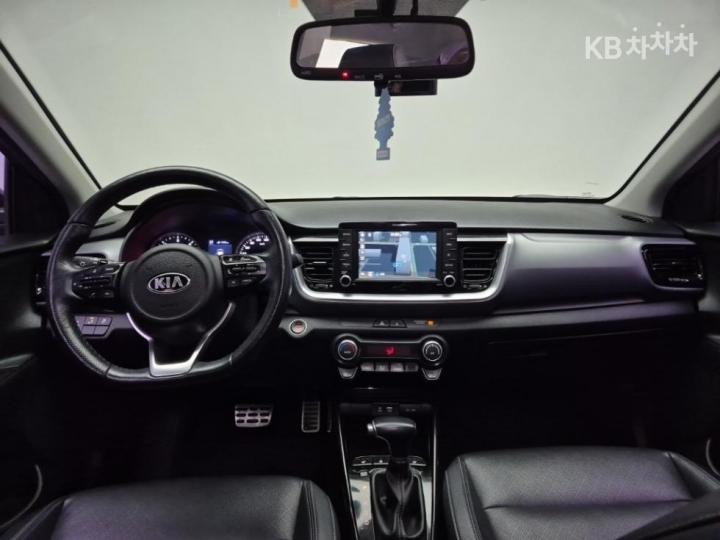 Kia Stonic Diesel 1.6 VGT Prestige 8