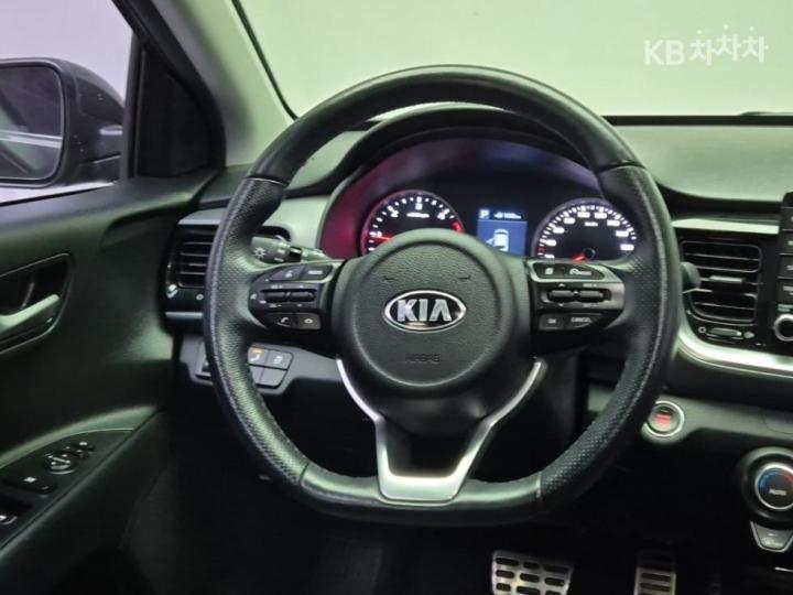 Kia Stonic Diesel 1.6 VGT Prestige 10