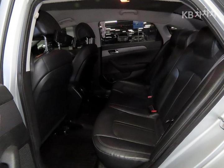 Hyundai Sonata LF 2.0 LPI Style 8