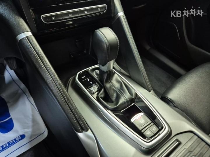 Renault QM6 New 2.0 GDe 2WD LE Signature 9