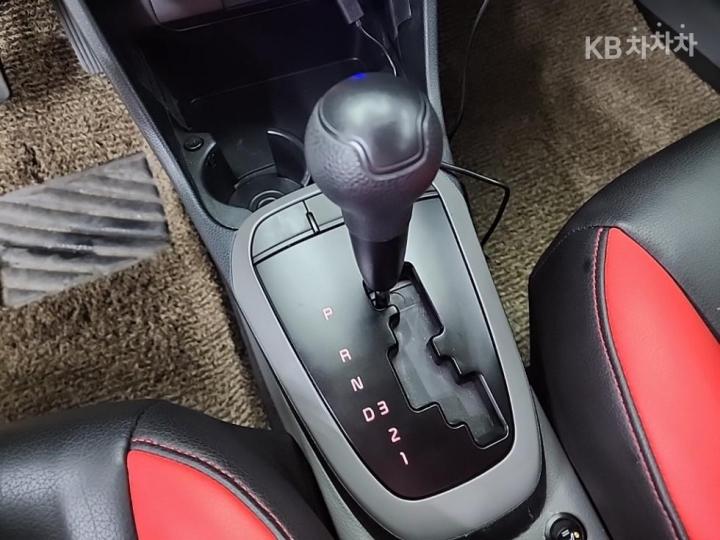 Kia Morning Urban JA 1.0 Gasoline Standard 9