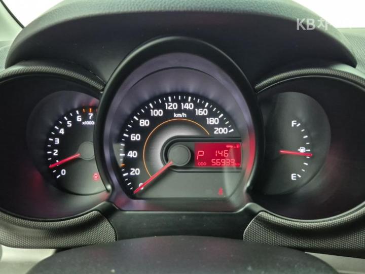 Kia Ray 1.0 Gasoline Luxury 8