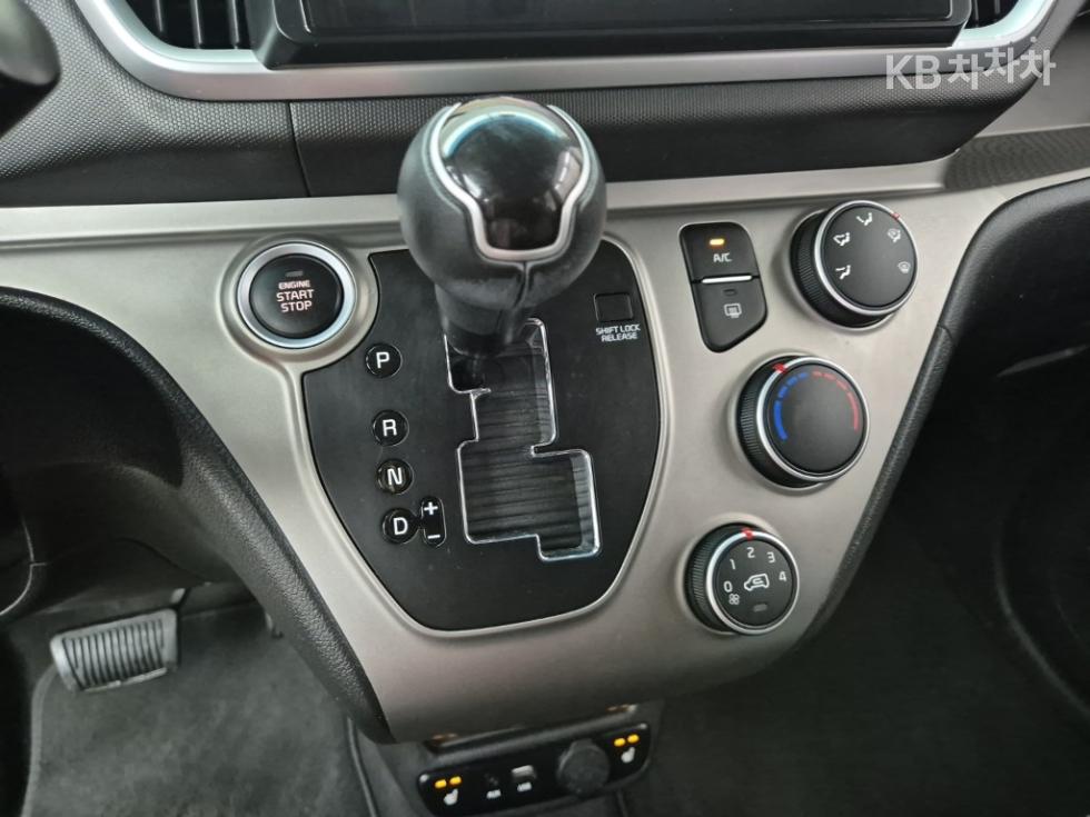 2019 - kia ray