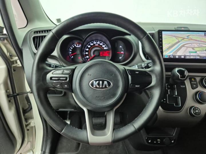 Kia Ray 1.0 Gasoline Luxury 10