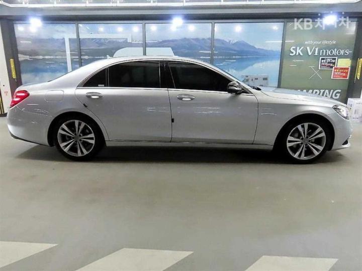 Mercedes-Benz S-Class New S350L BlueTEC W222 13 year ~ 4