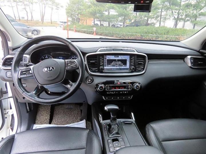 Kia Sorento 2.0 Diesel 4WD Noblesse 8