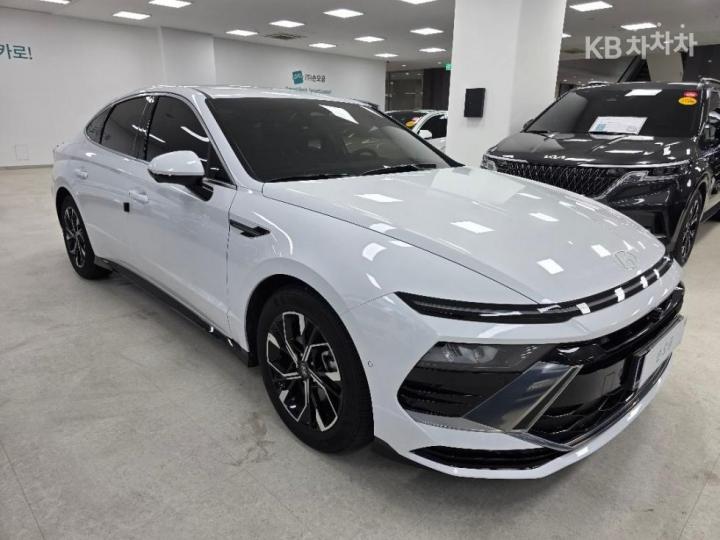 Hyundai Sonata The Edge DN8 1.6 Turbo Exclusive 3