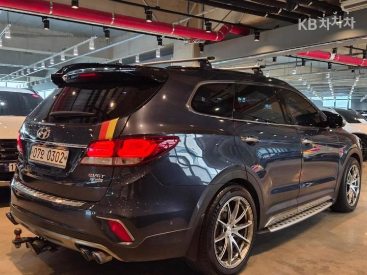 Hyundai Maxcruz Diesel e-VGT R2.2 4WD Finest Edition 5