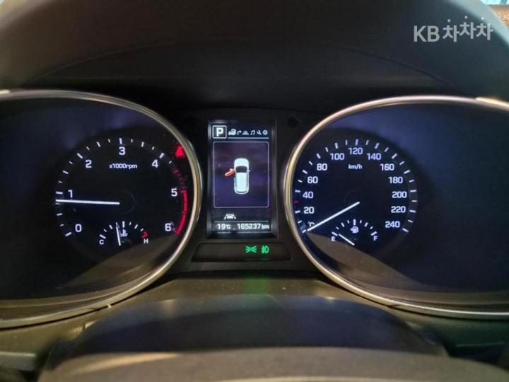 Hyundai Maxcruz Diesel e-VGT R2.2 4WD Finest Edition 10