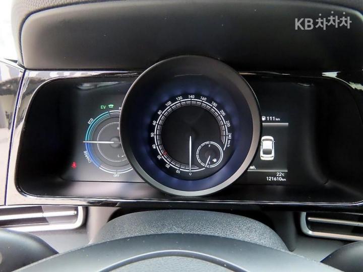 Hyundai Avante Hybrid CN7 Modern 10