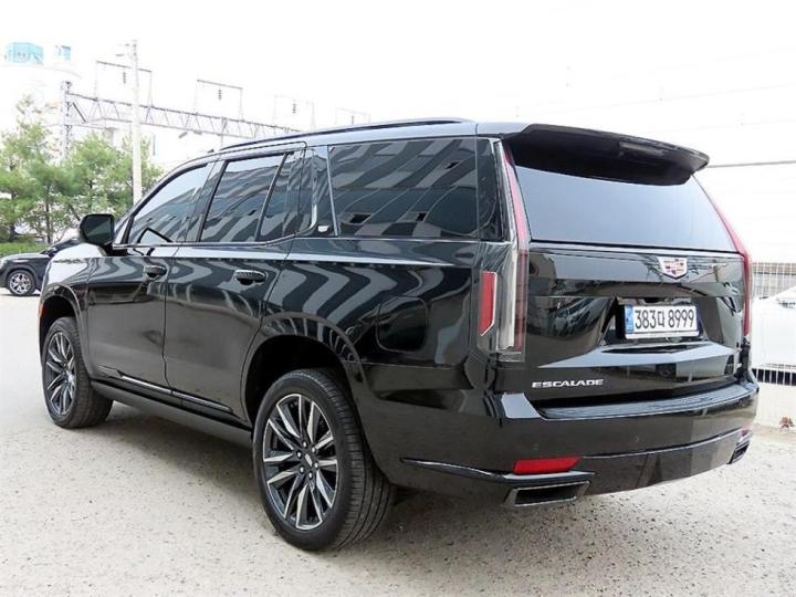 Cadillac Escalade 6.2 V8 Sport Platinum 4