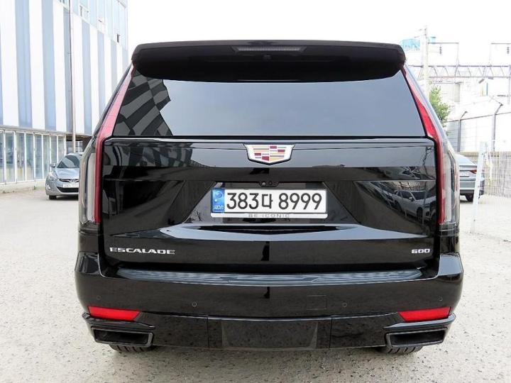 Cadillac Escalade 6.2 V8 Sport Platinum 5