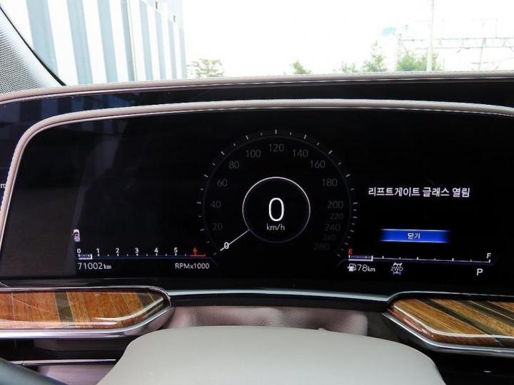 Cadillac Escalade 6.2 V8 Sport Platinum 10