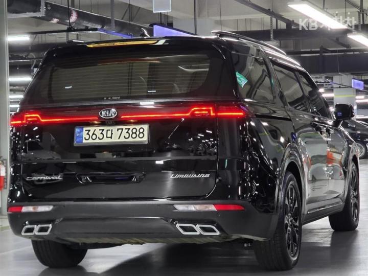 Kia Carnival D2.2 Signature 3