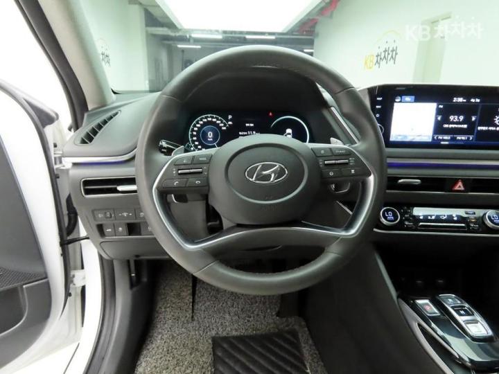 Hyundai Sonata DN8 2.0 Inspiration 9