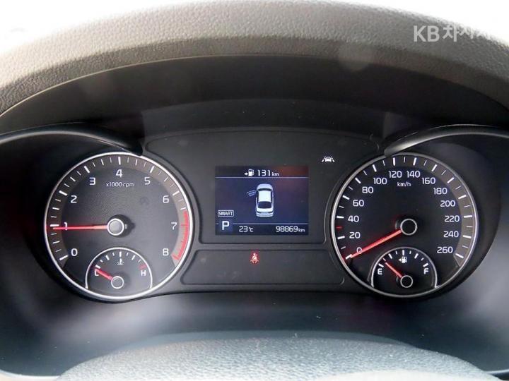 Kia K5 2.0 Gasoline Prestige 9