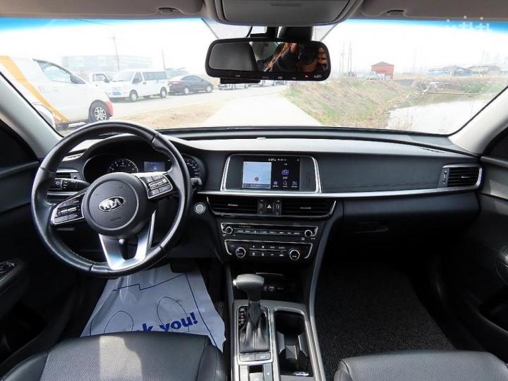 Kia K5 2.0 Gasoline Prestige 10