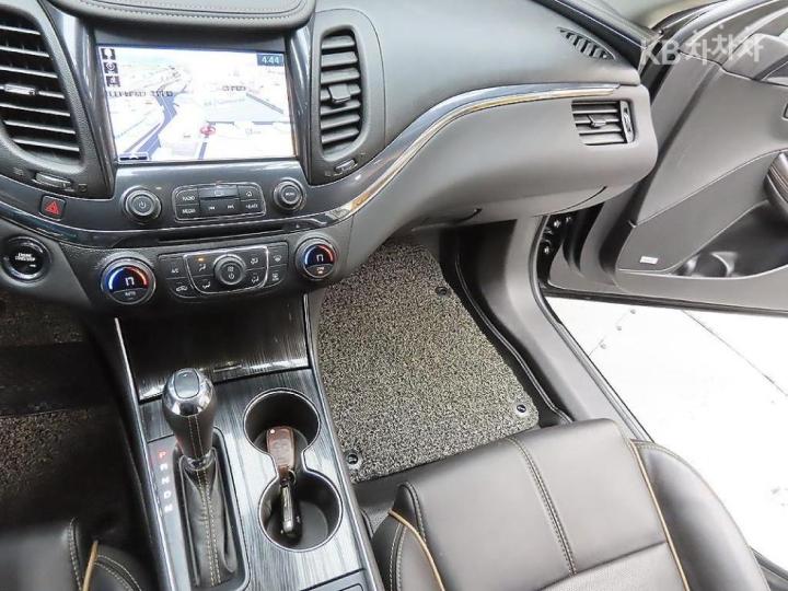 Chevrolet Impala 2.5 LTZ 8