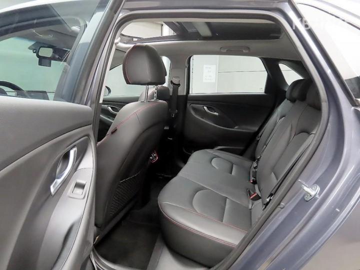 Hyundai i30 PD Diesel 1.6 Smart 7