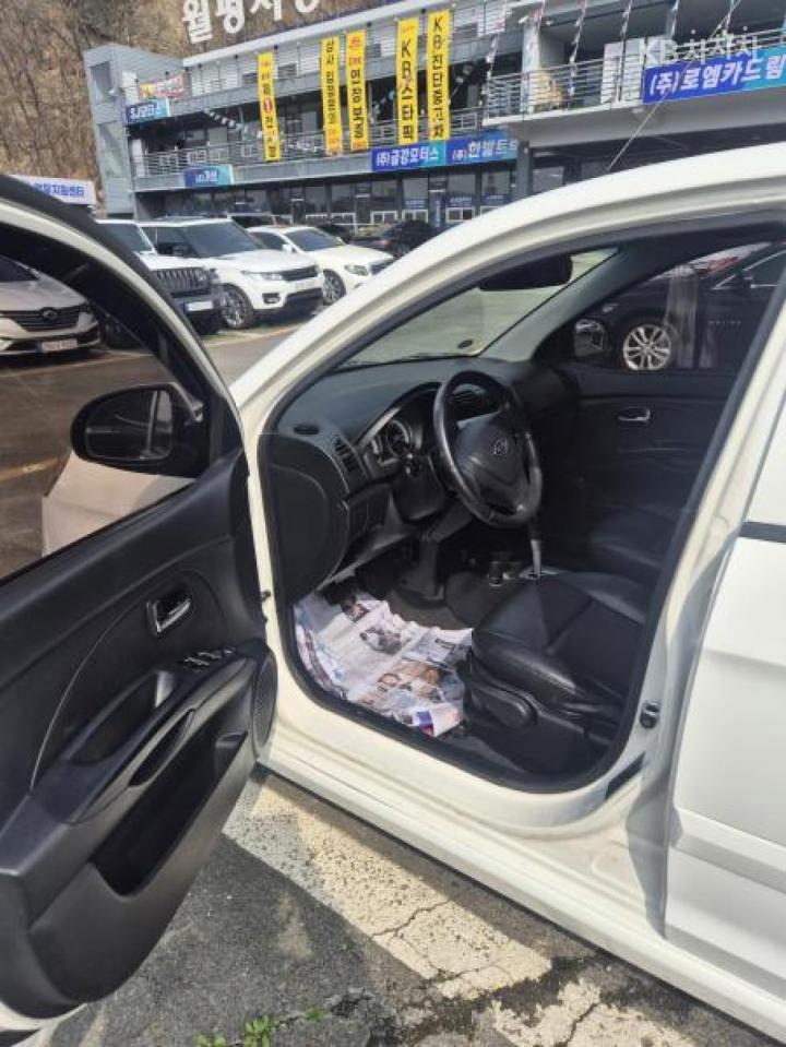 KG Mobility (Ssangyong) Rexton Sport 2.2 4WD Noblesse 6