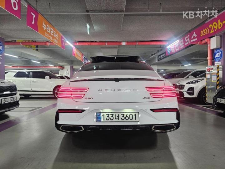 Genesis G80 RG3 2.5 T-GDi Sport Package AWD 7