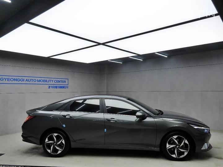 Hyundai Avante CN7 1.6 Gasoline Inspiration 3