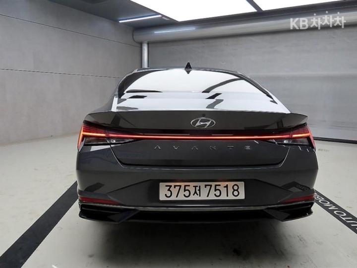 Hyundai Avante CN7 1.6 Gasoline Inspiration 4