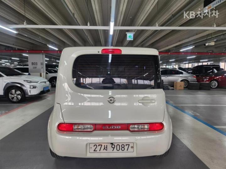 Nissan Cube 1.8 SL CVT 5