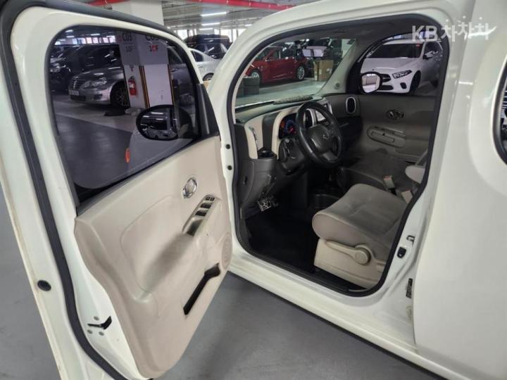 Nissan Cube 1.8 SL CVT 7