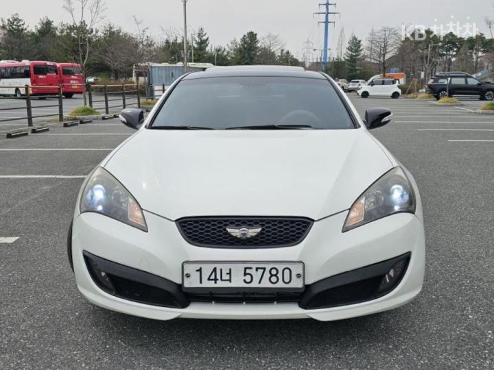 Hyundai Genesis Coupe 380 GT-RW 3