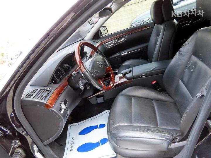 Mercedes-Benz S-Class New S550 W221 6