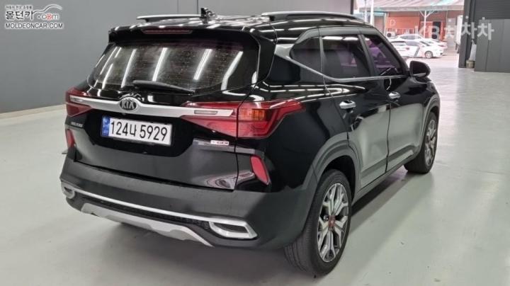 Kia Seltos 1.6 Gasoline Turbo 2WD Prestige 3