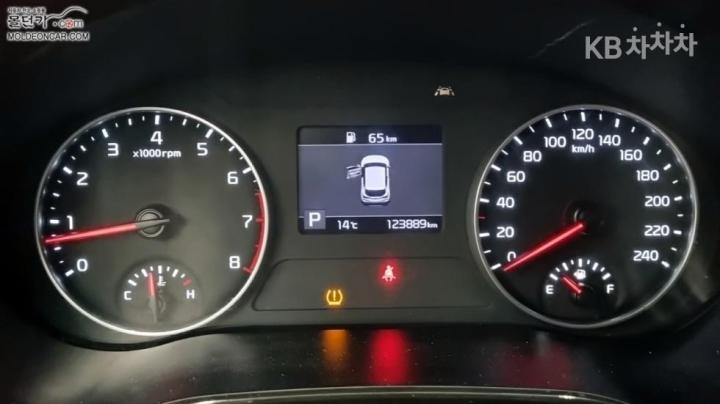 Kia Seltos 1.6 Gasoline Turbo 2WD Prestige 6